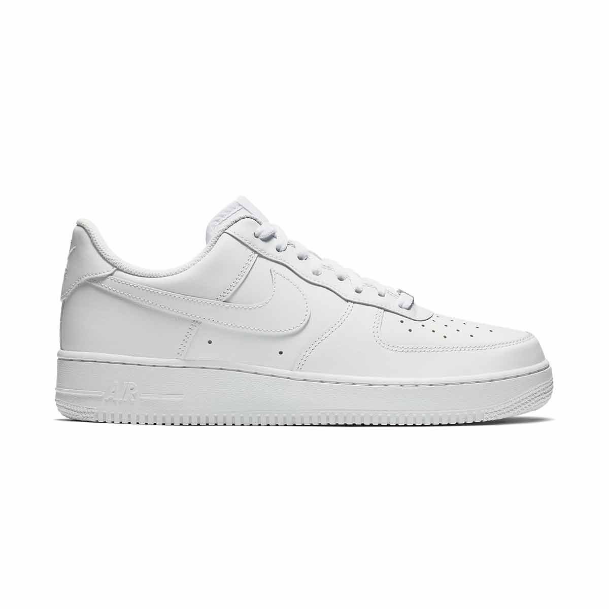 AIR FORCE 1 '07 NOS Available in store now! Monarch/Sail MEN SIZES 8-15  $130 DM FOR MORE INFORMATION #SuccezZ #zZ #2214 #chicago #af1…