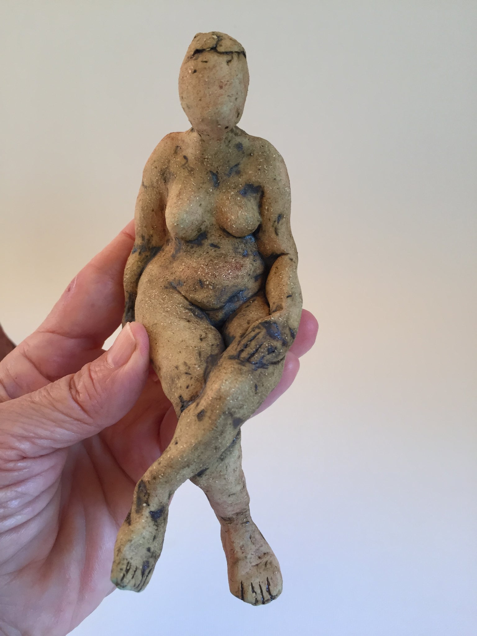 Thames beach Lady 2 Ceramic figurine by Ruty Benjamini