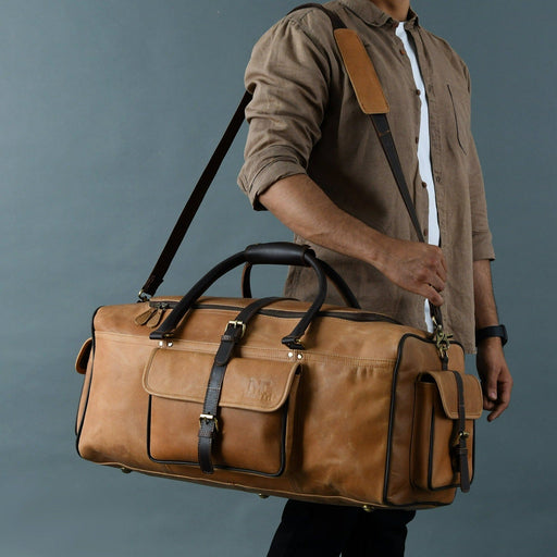 Leather Duffle Bags, for Travel Use, Pattern : Plain at Rs 700