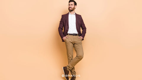 If your date involves hitting the town for a night of dancing or socializing, a smart-casual outfit is a great choice. Pair dark jeans or chinos with a fitted dress shirt or a stylish polo.