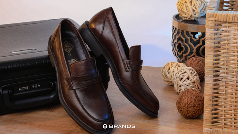  Leather shoes are a much better option if you’re someone who suffers from bad odor. The quality of the material allows your feet to be free and breathe, especially for a long day. It’s highly advisable to wear leather shoes although they’re expensive. You can check out brandsco.com to get the most affordable pure leather shoes. 