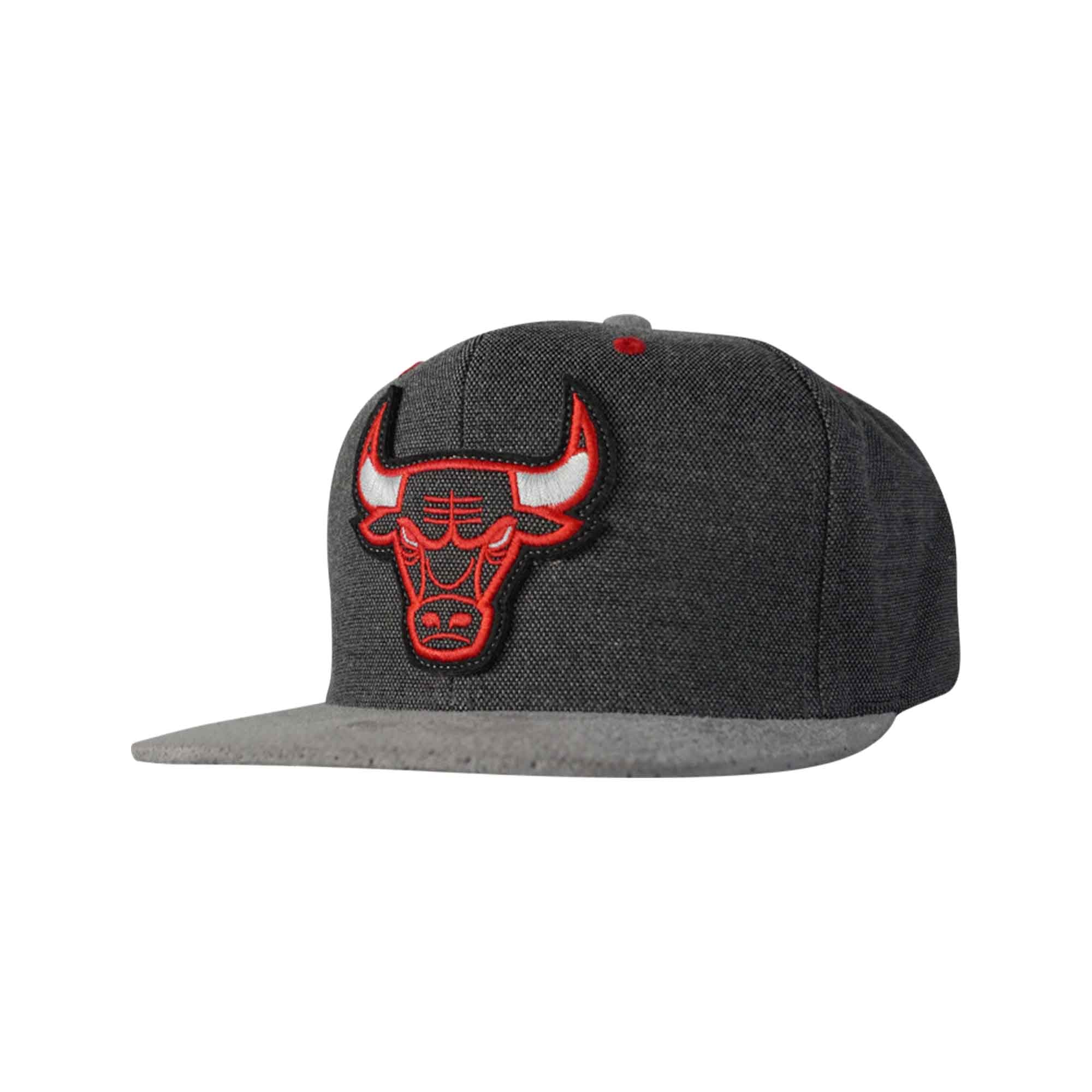 chicago bulls suede snapback