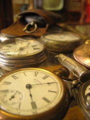 Multiple old fashioned pocket watches | MorgueFile License: No attribution required.