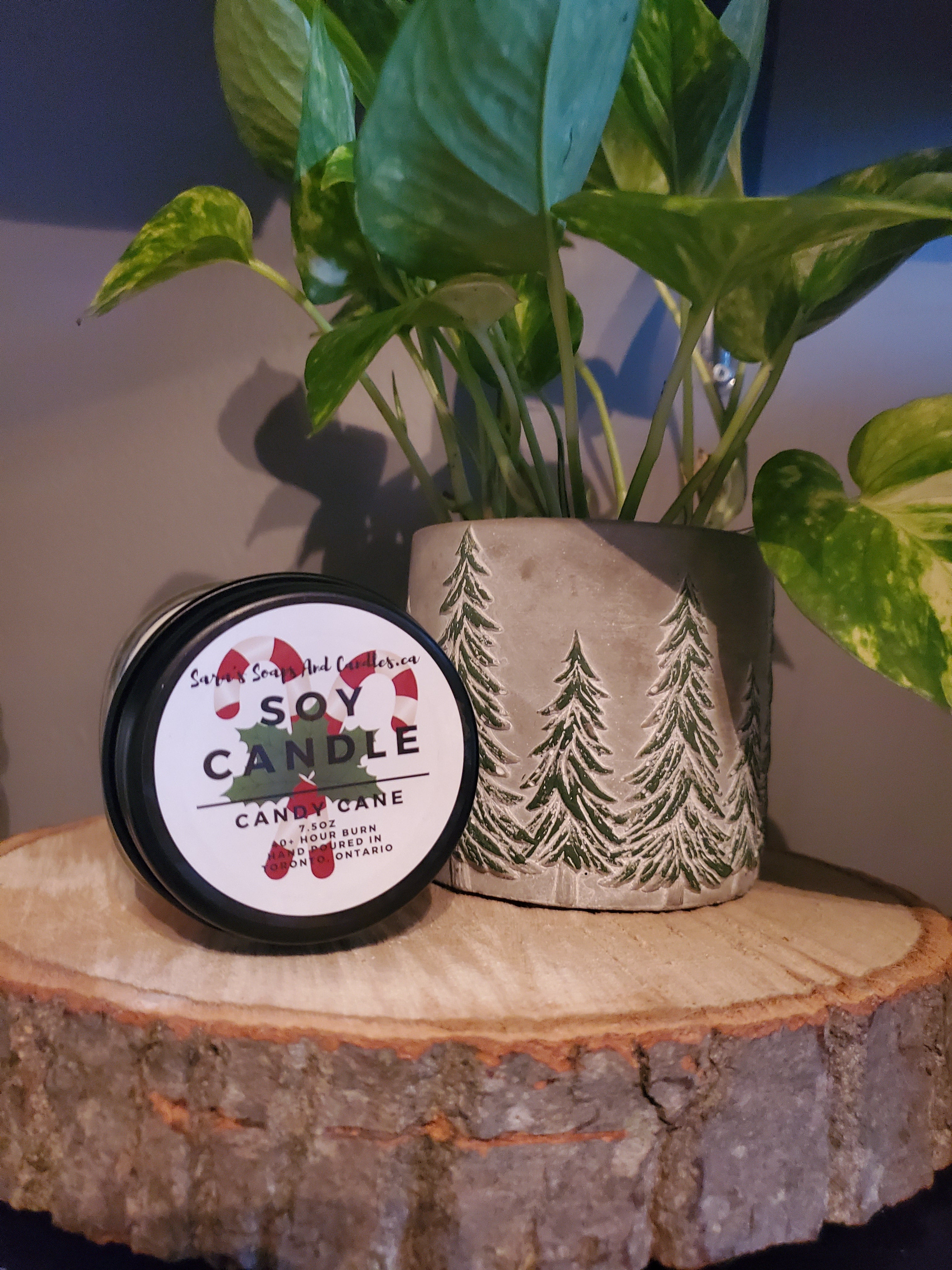 image for Candy Cane Candle - 7.5oz