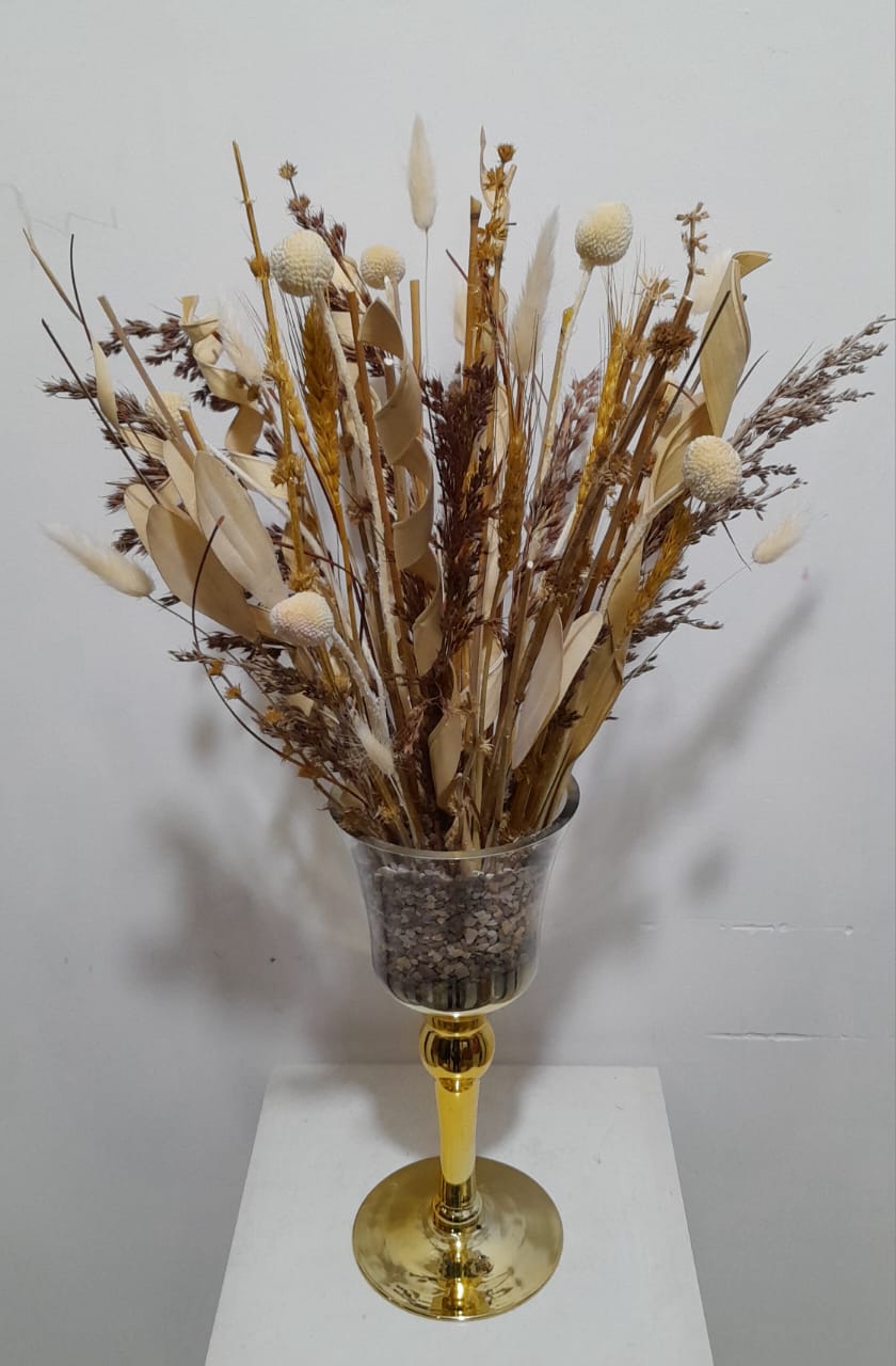 Artificial Floral Arrangement (h:60cm w:35cm)