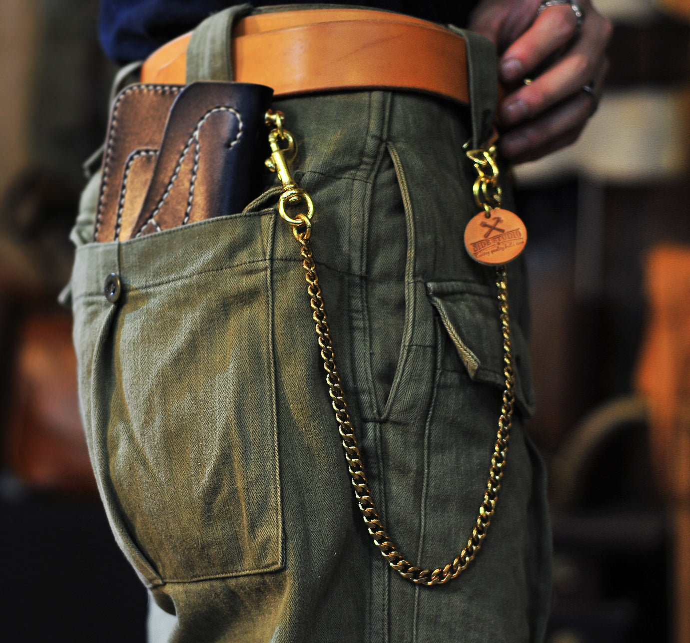 belt wallet on chain