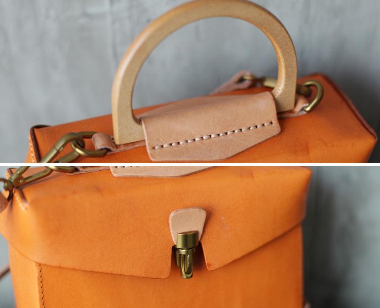 Vintage Womens Brown Leather Doctor Style Handbag Small Doctors Bag Si
