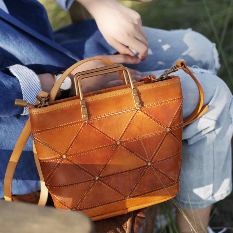 small tan tote bag