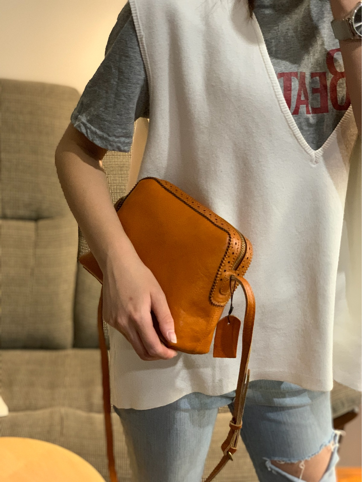 small tan crossbody purse