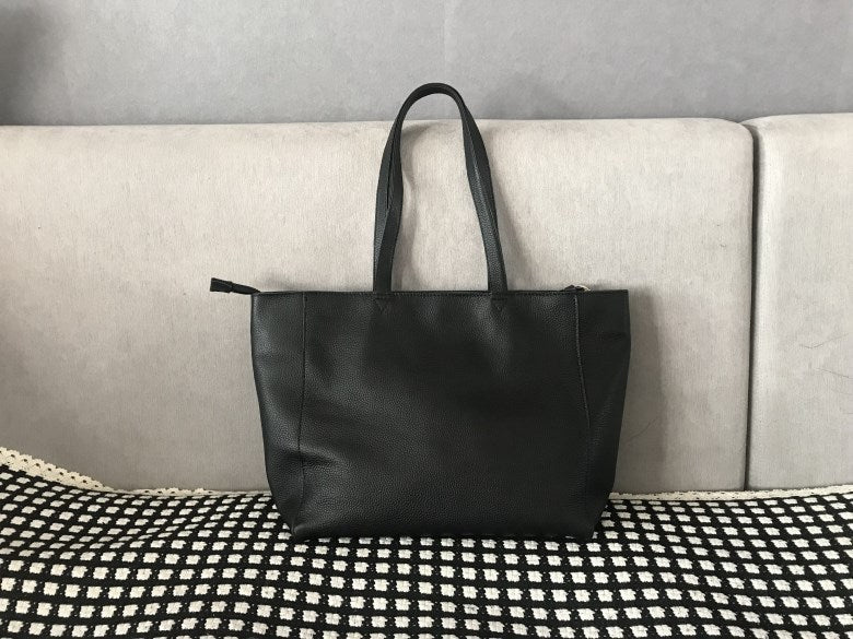 womens black shopper bag