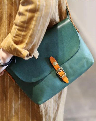 green leather shoulder bag