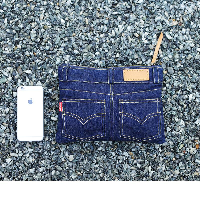 blue wristlet bag