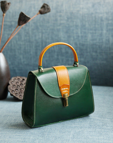 green leather shoulder bag