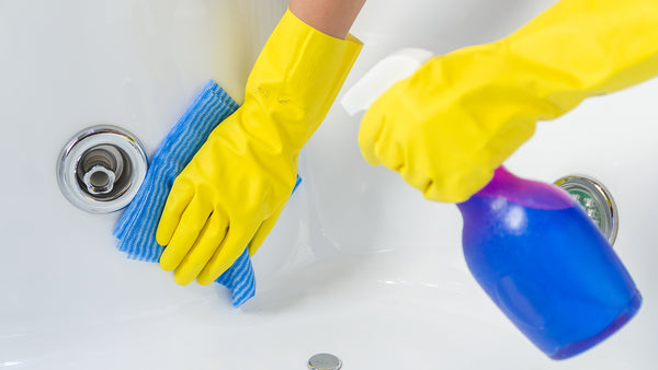 6 Bathroom Cleaning Tips – Aquasure USA