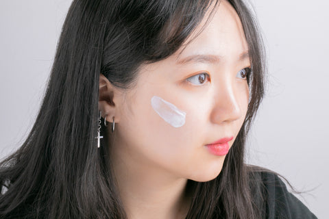 Benton Airy UV Defence Sun Cream Texture | Peaches&Creme K-beauty Skincare