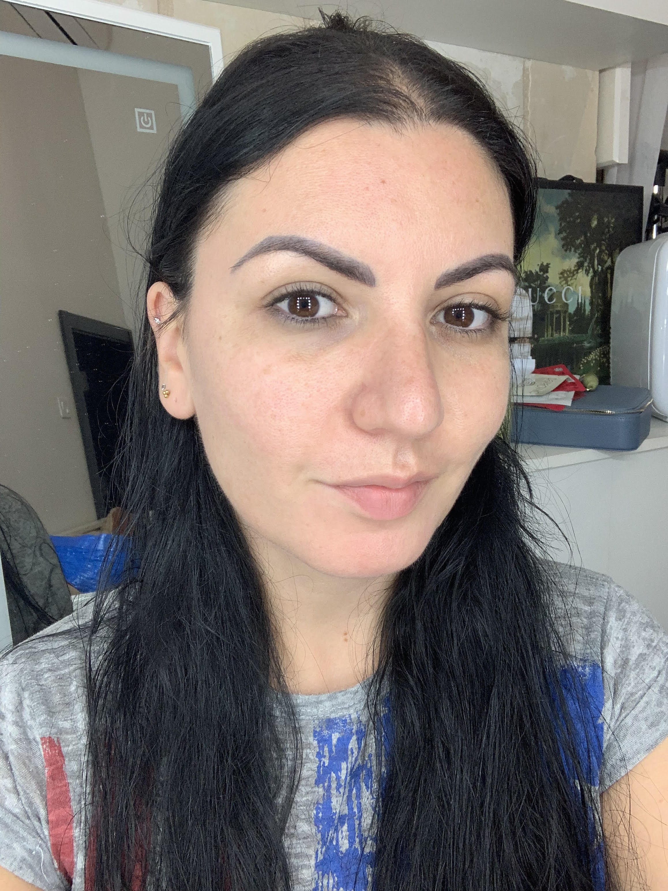 Grecia without makeup - Peaches&Creme K-beauty Skincare