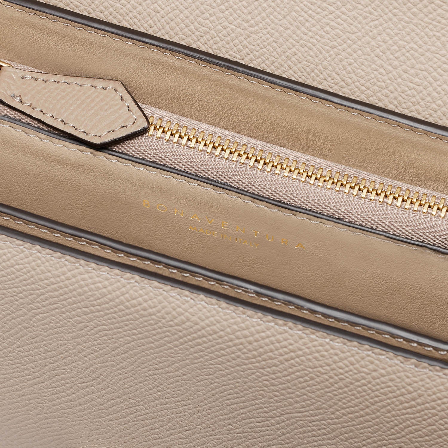 Stella Shoulder Bag Details-5