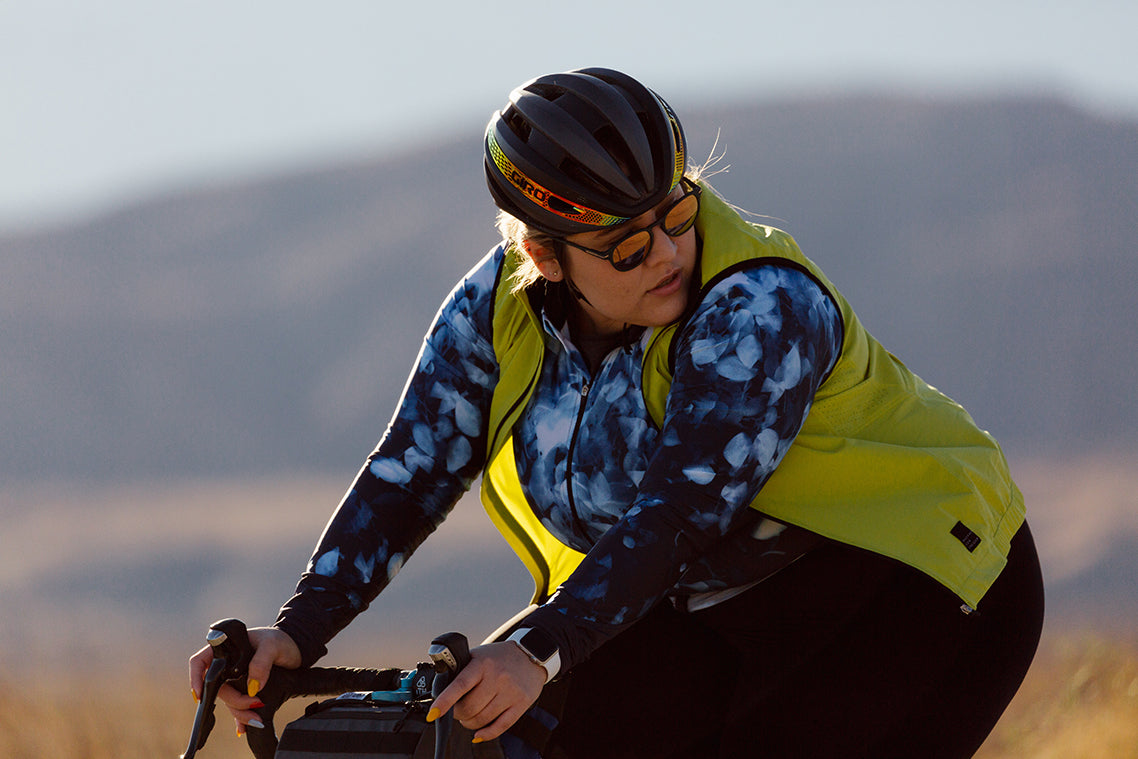 women's cycling vest with pockets