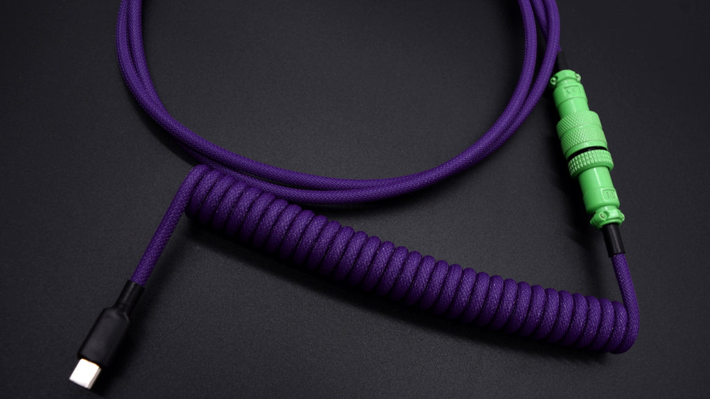 coiled keyboard cable aviator