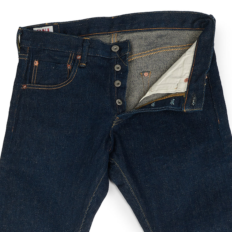 tapered jean