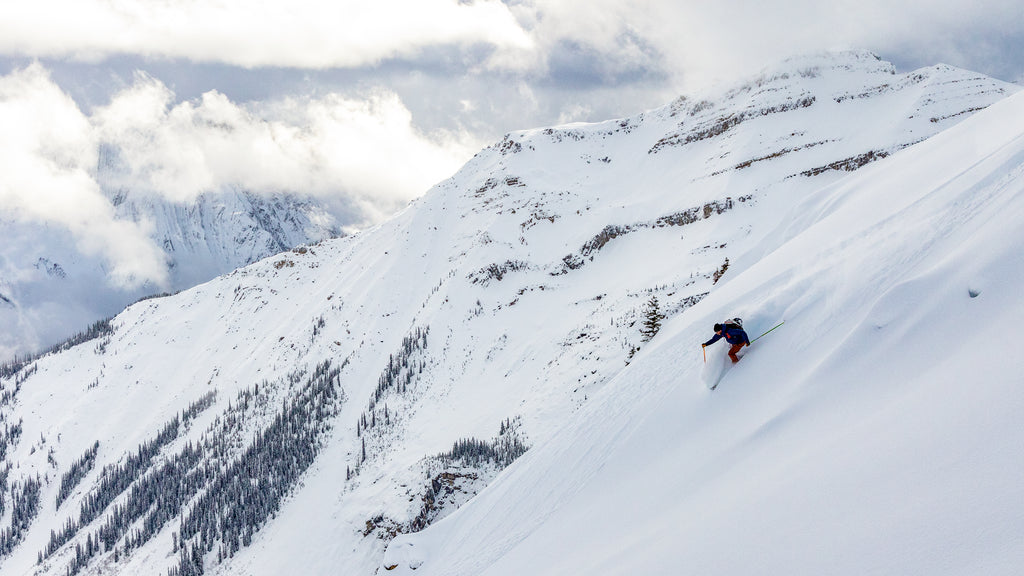 Snowfall Lodge backcountry ski lodge in British Columbia