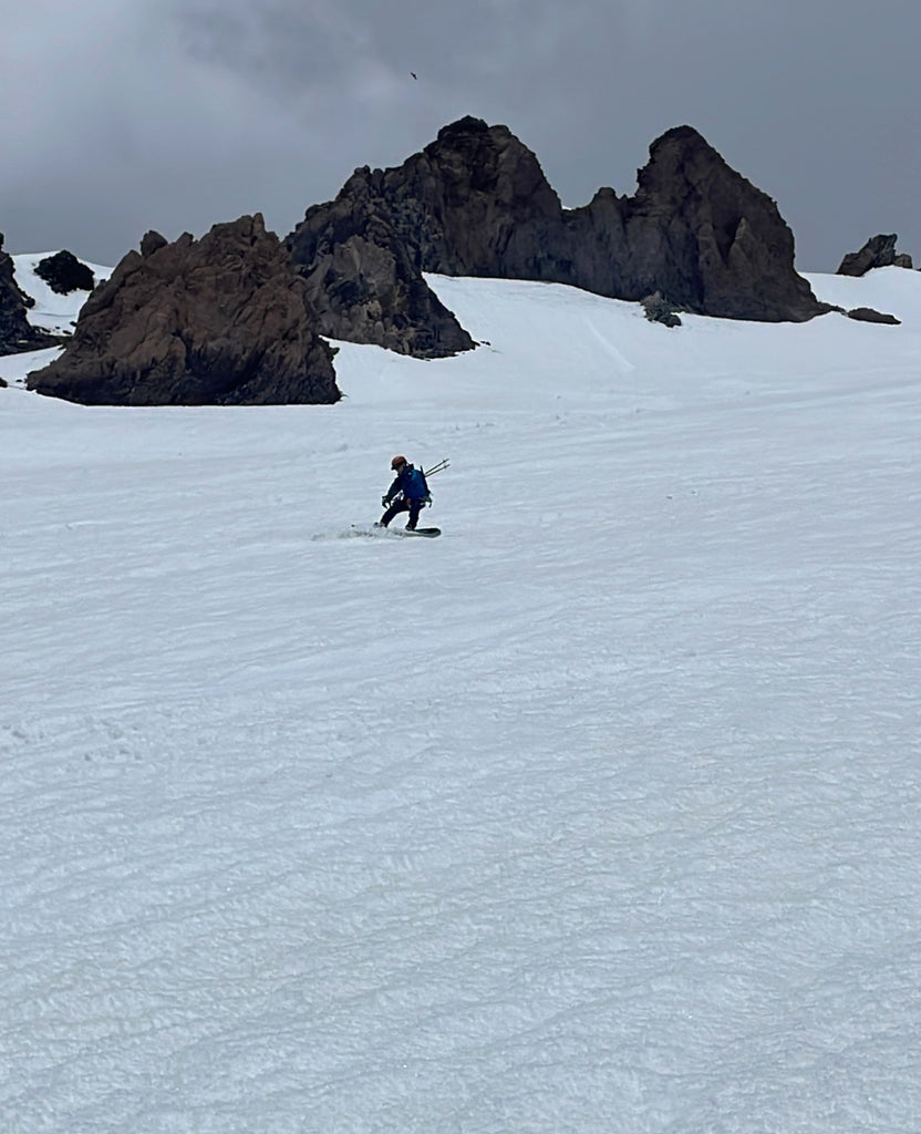 Skiing the west face Mt Shasta 