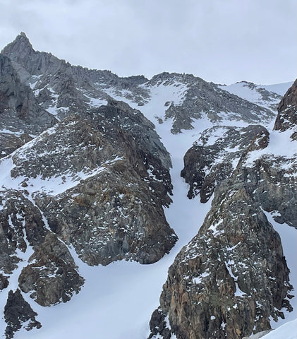 couloir eastern sierra skiing splitboarding