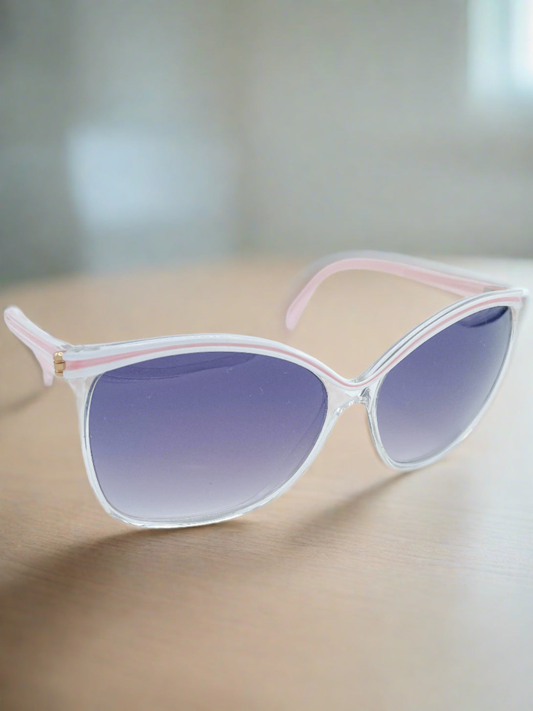 Glam Vintage Sunglasses for Women