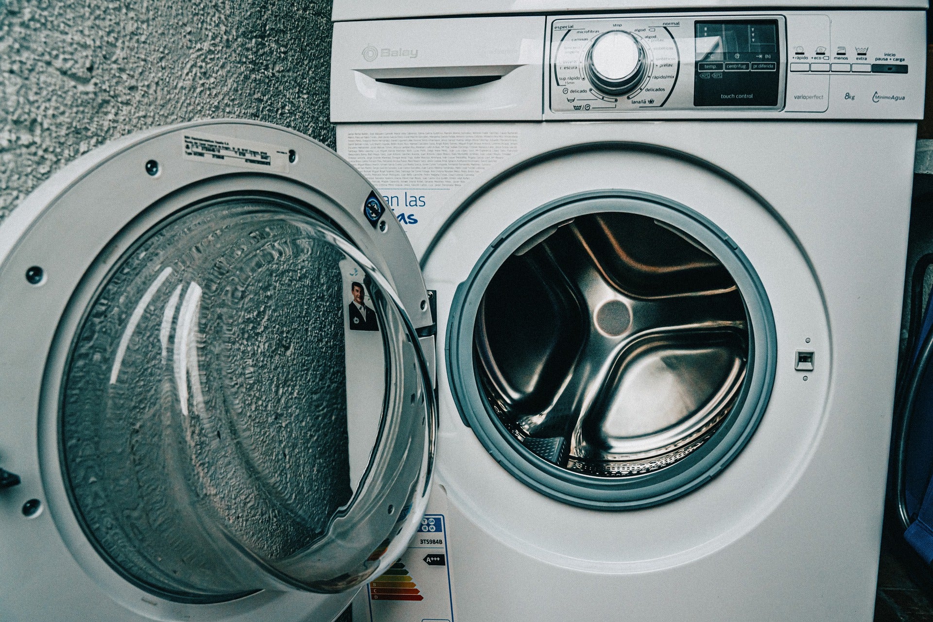 洗濯機はこまめな掃除が大事 きれい長持ちのコツや楽々な方法も紹介 Daily Cleaners Co
