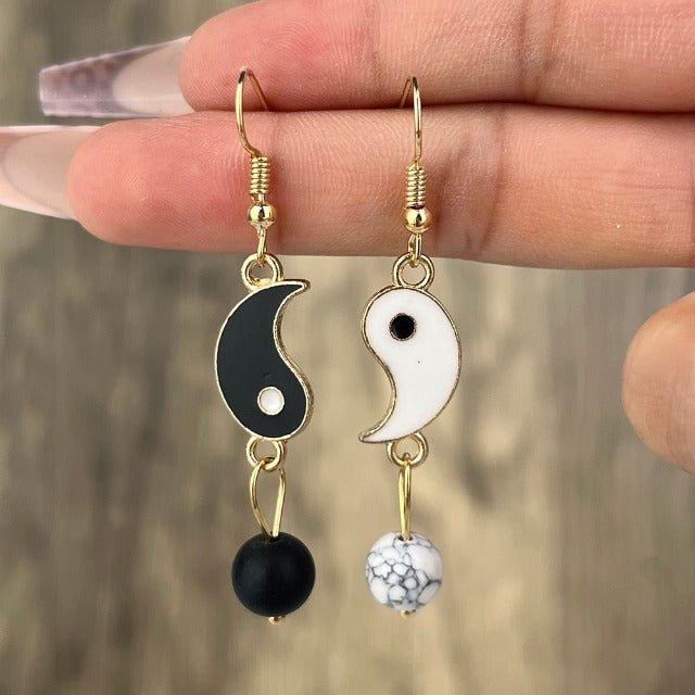 ▷ Colliers avec pendentif séparable yin yang