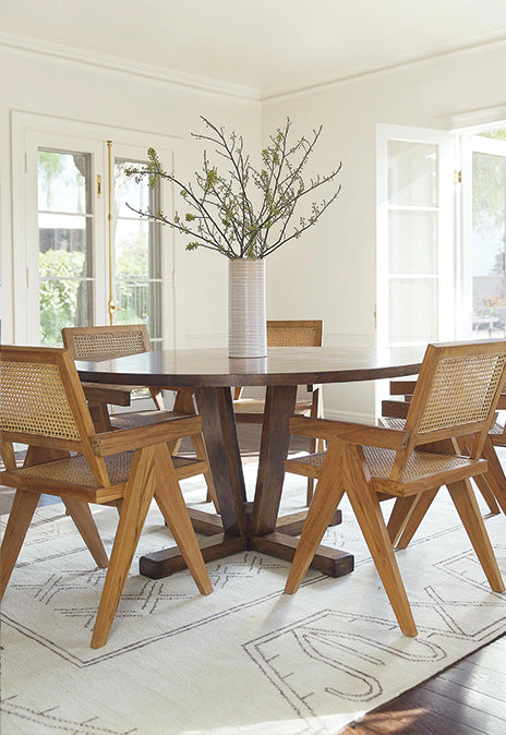 dining chair lifestyle image