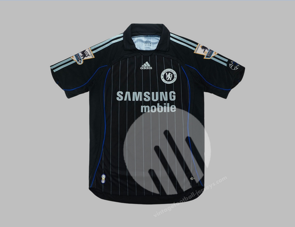 Chelsea Jerseys: 2006-2007 white and blue away jersey picture