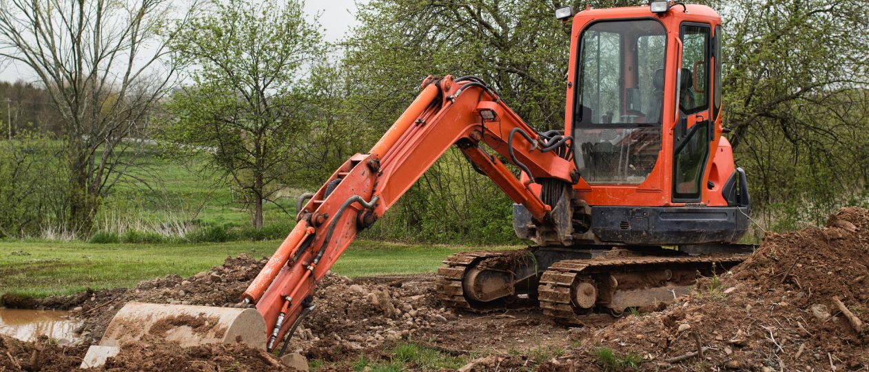 Mini-excavator attachments - Discover our range