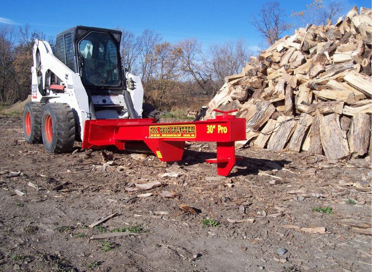 Bobcat with Pro 2 skid steer log splitter