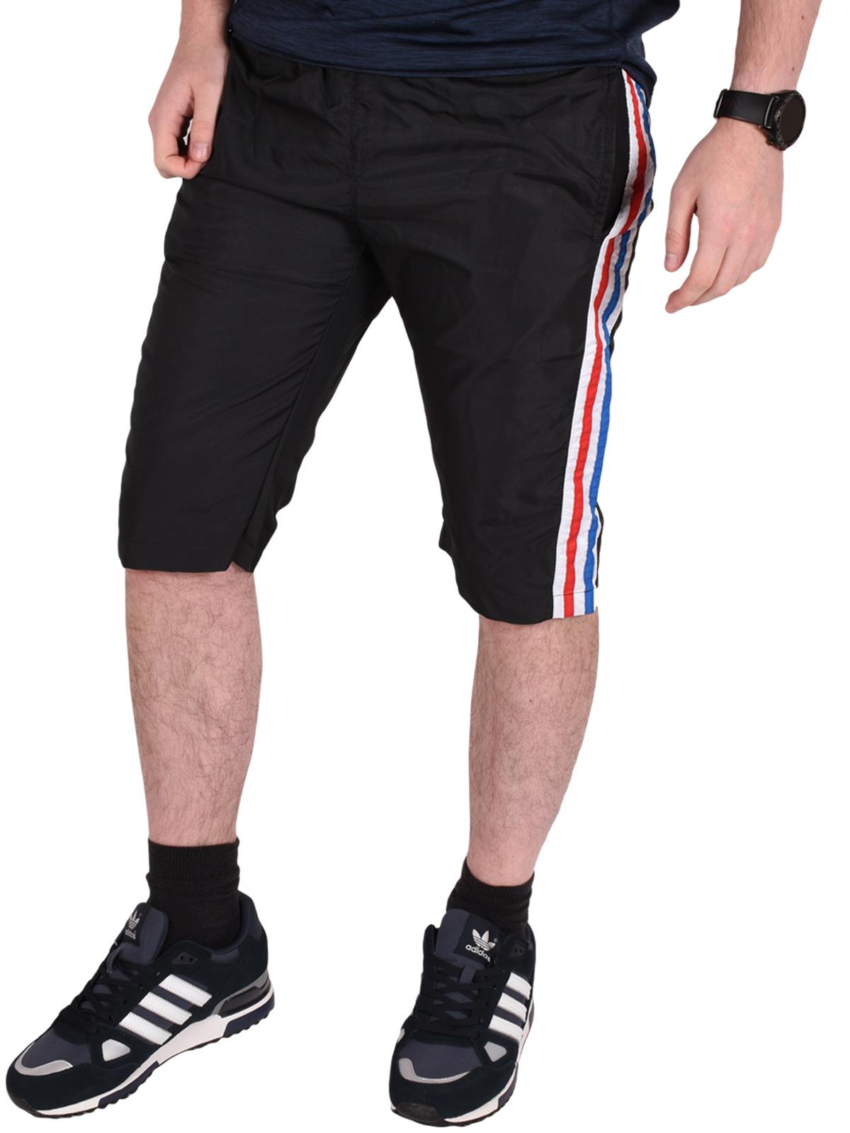 Elastic Waistband Sports Shorts