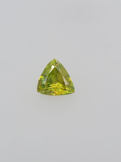 Loose Sphene 2.79ct Trillian