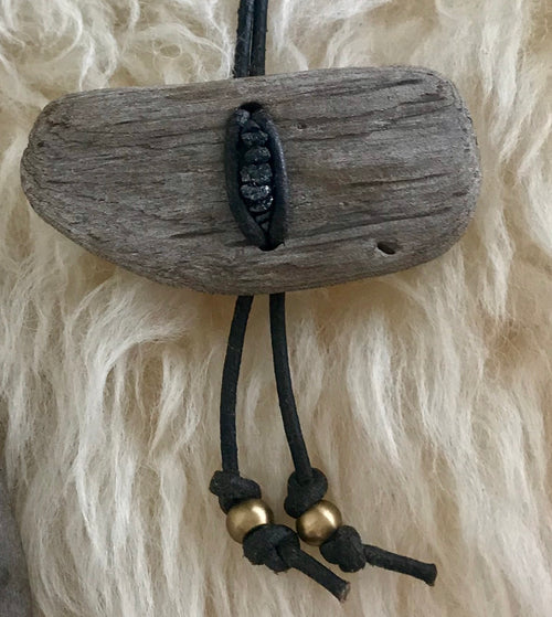 Black Diamond Driftwood Bolo Necklace