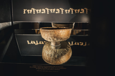 Musei Archeologici di Priverno coppa invetriata ispirante vasi in resina di mais stampati iin 3D collezione Lisa Tibaldi Privernum collection