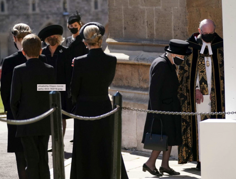 Lisa Tibaldi Terra mI a Blog News notizie funerali principe Filippo dress code rigoroso