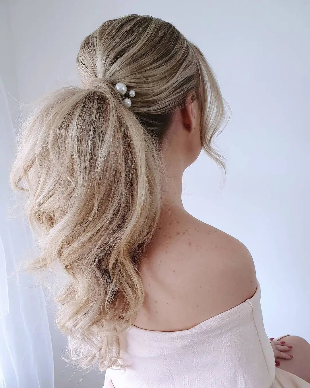 Bridesmaid Hairstyle | Gallery posted by Megan :) | Lemon8