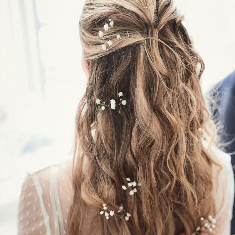 7 Gorgeous Wedding Hairstyles for Fine Hair to Try in 2021 - Gay Wedding  Guide
