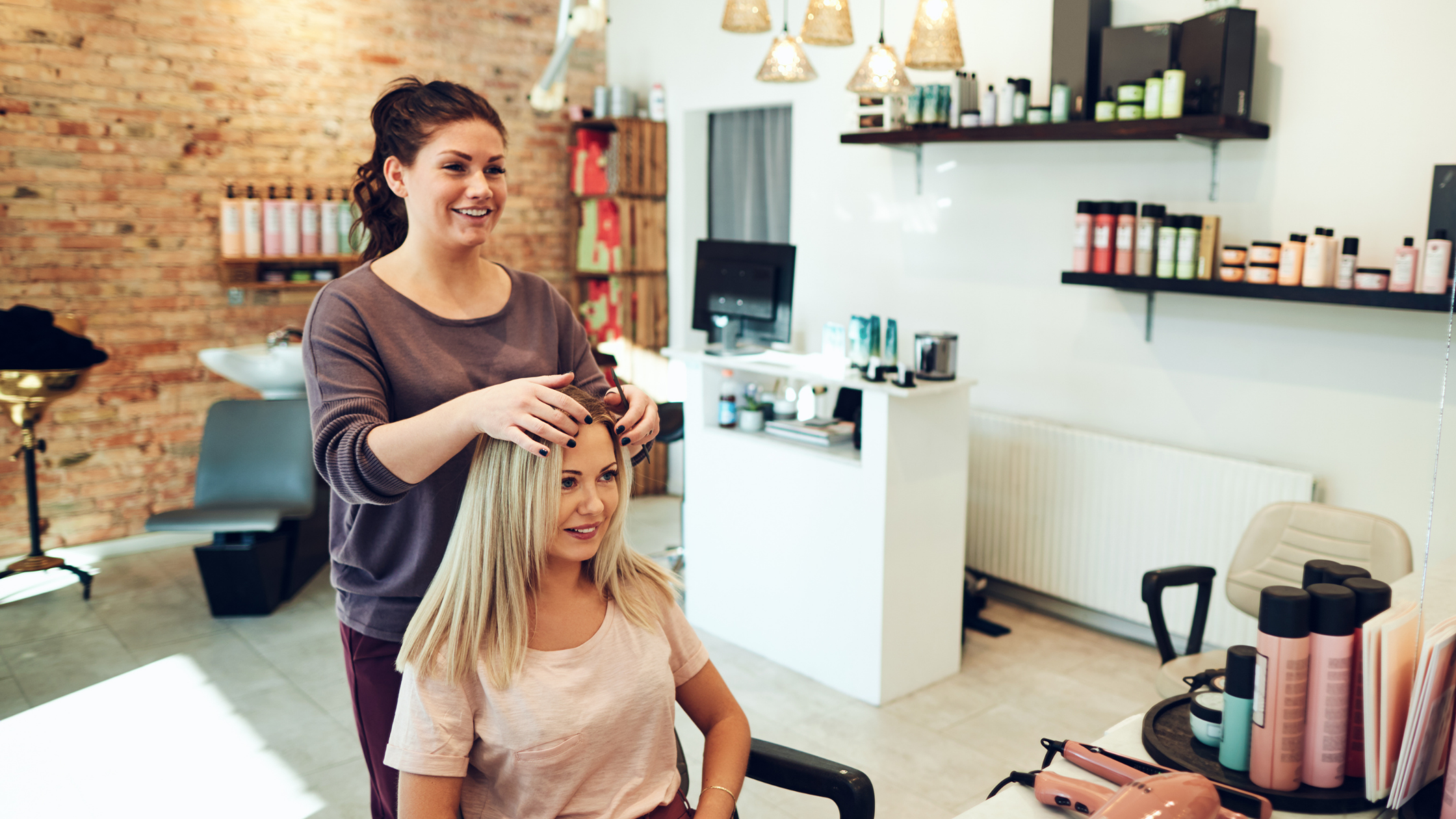 How to give your hair extension client a perfect consultation