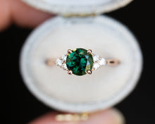 Load image into Gallery viewer, 1.84ct round green sapphire loose sapphire