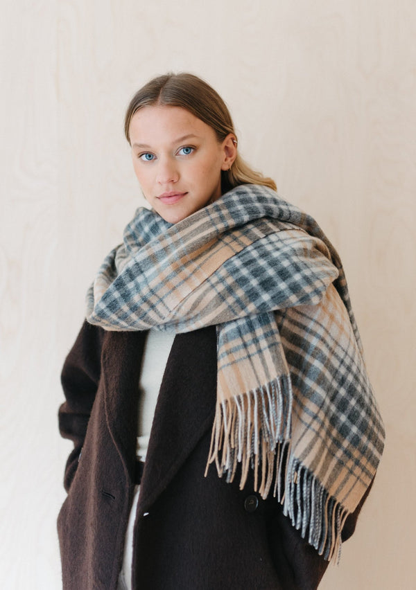 Lambswool Knee Blanket or Scarf in Mackellar Tartan 30 – Faire Living