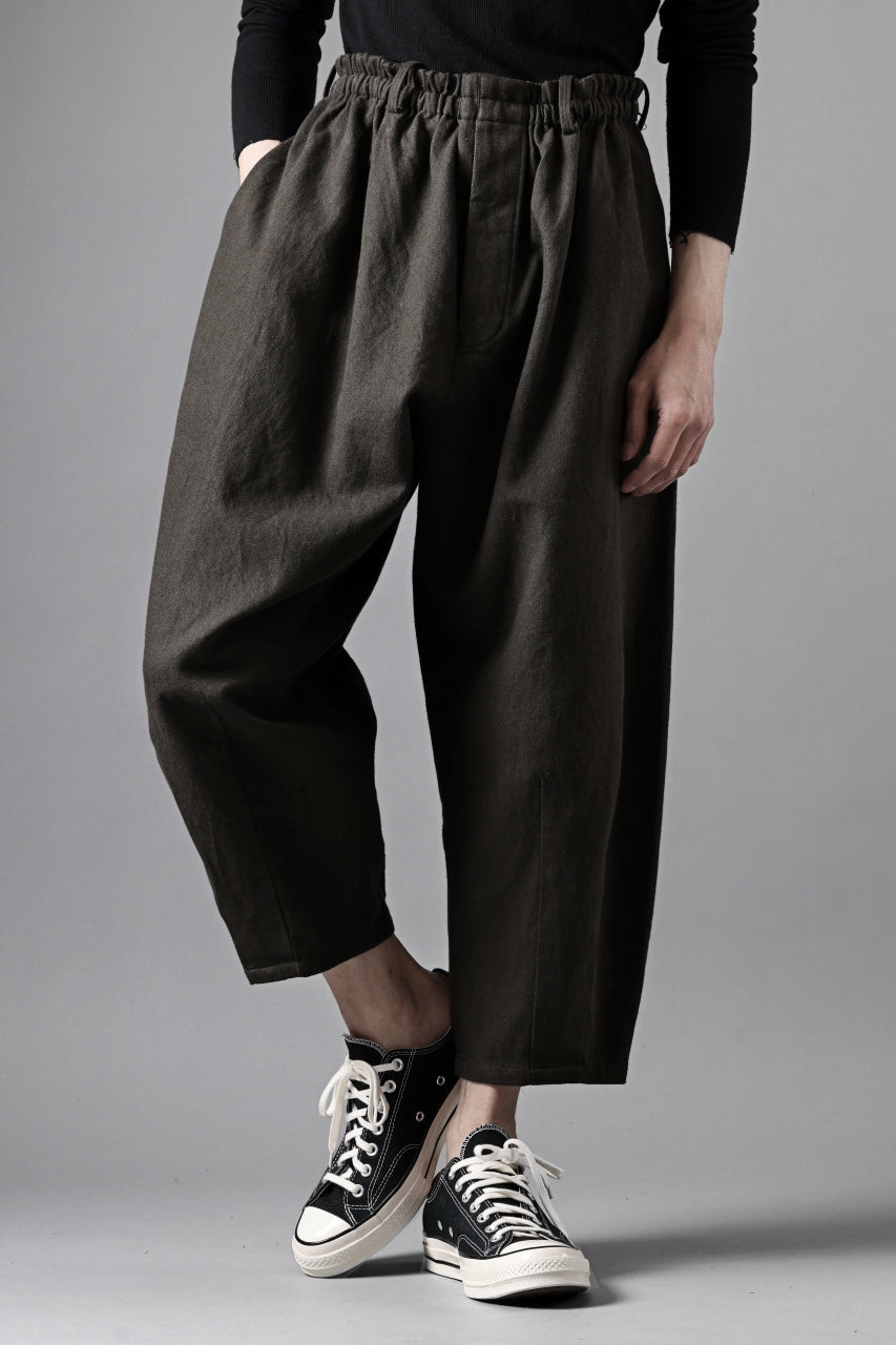 YUTA MATSUOKA dirts tapered trousers / sulfur dyed cotton linen gabardine