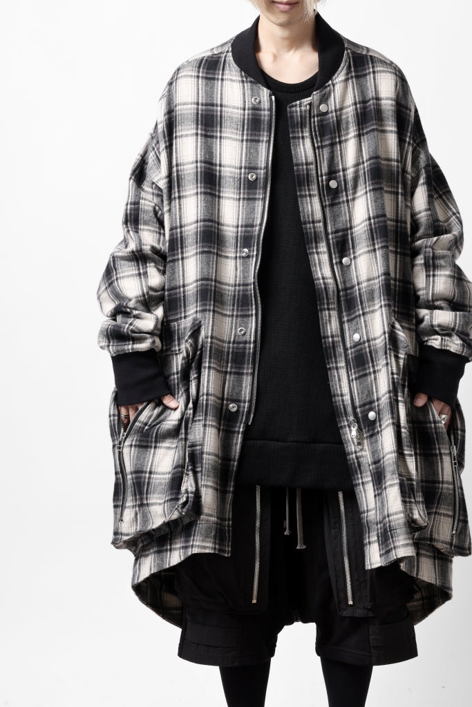 A.F ARTEFACT CHECK BOMBER-COAT