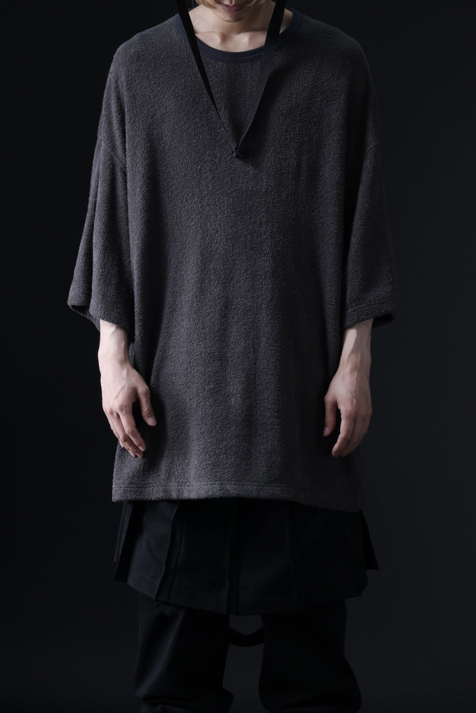 DEFORMATER.® OVERSIZED TOPS / DOUBLE SIDED SOFT PILE