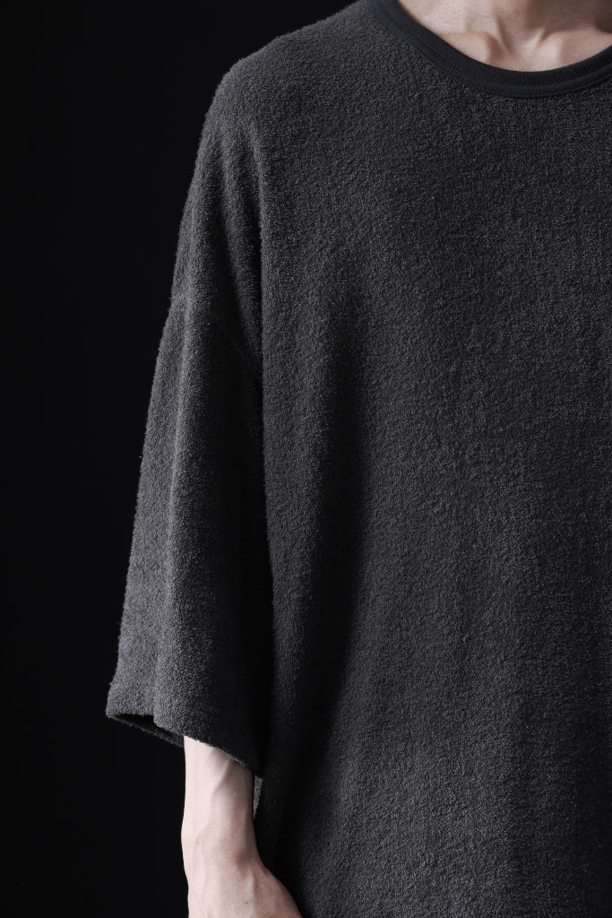 DEFORMATER.® OVERSIZED TOPS / DOUBLE SIDED SOFT PILE