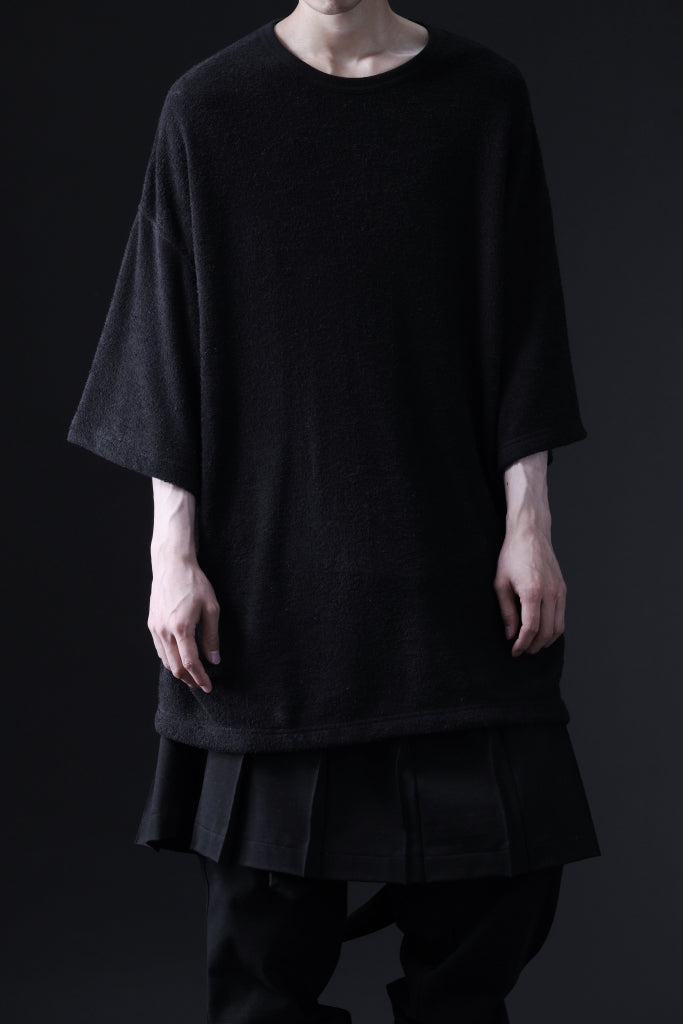 DEFORMATER.® OVERSIZED TOPS / DOUBLE SIDED SOFT PILE