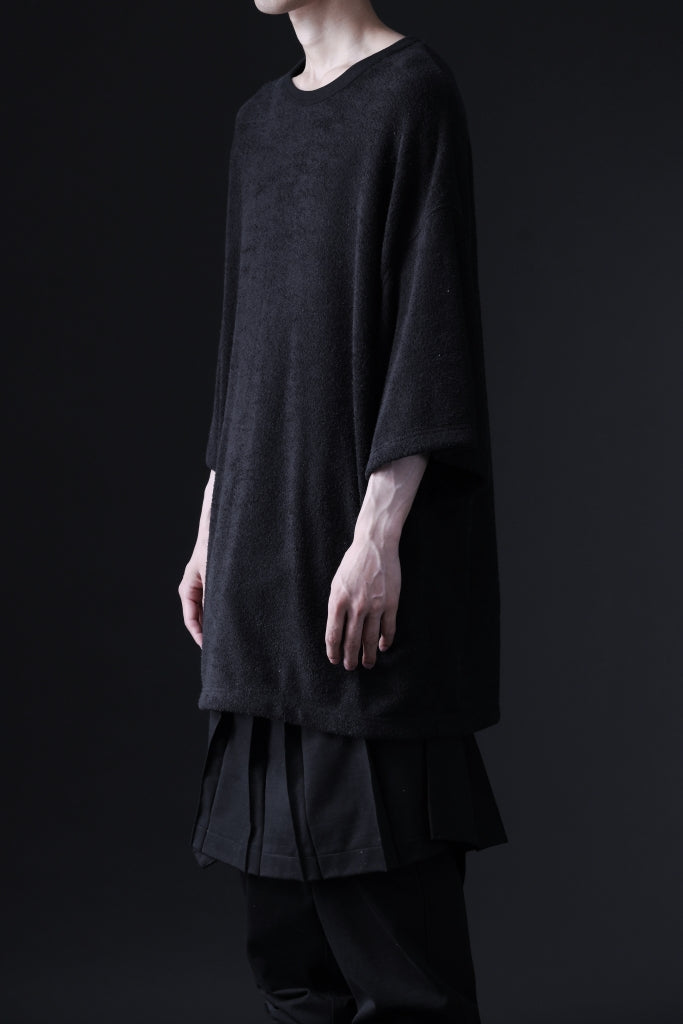 DEFORMATER.® OVERSIZED TOPS / DOUBLE SIDED SOFT PILE